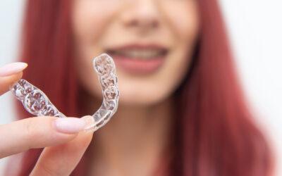 Ortodoncia invisible para adultos en Vitoria: dudas reales y cómo funciona